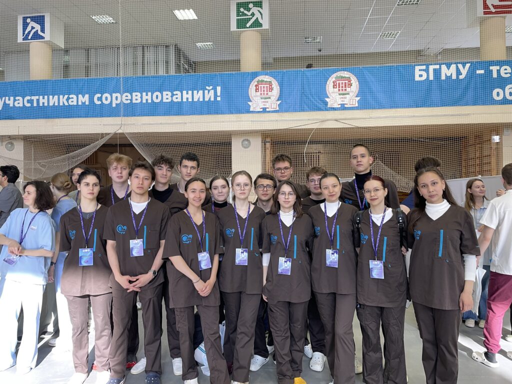 Команда медицинского факультета "Оперблок" - призер Олимпиады «Новые хирургические вызовы-2025»